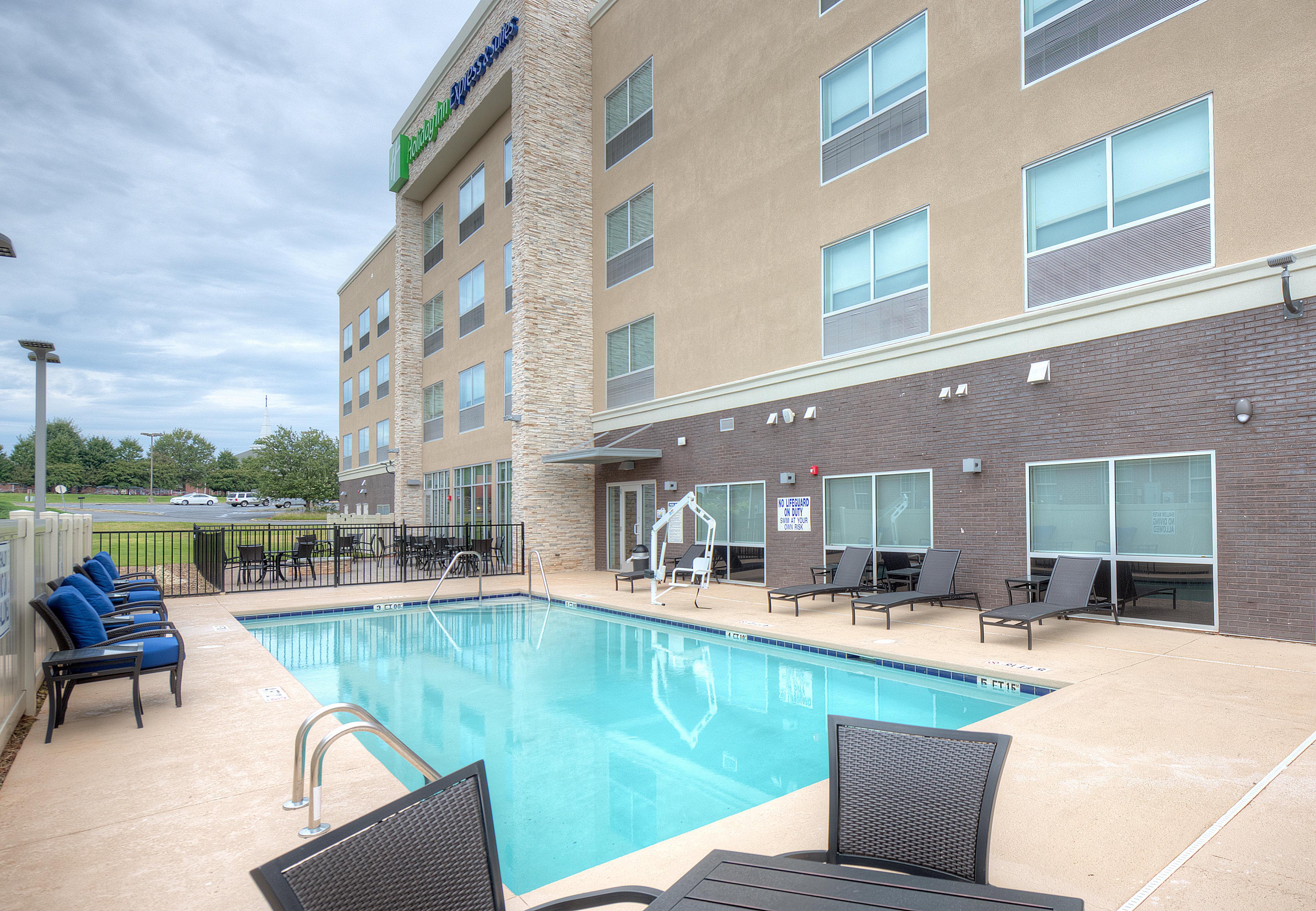 Holiday Inn Express & Suites - Fort Mill By Ihg Екстериор снимка